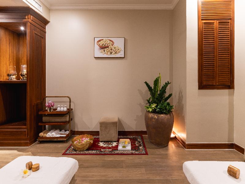 Anik Palace Hotel image