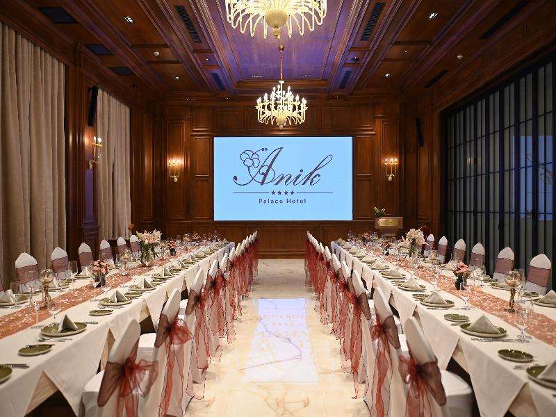 Anik Palace Hotel image