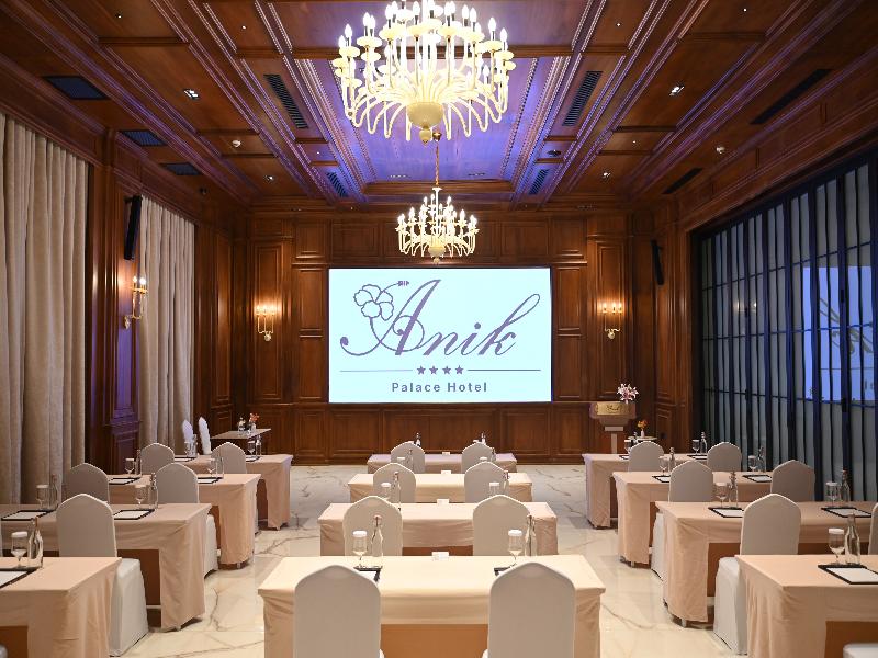 Anik Palace Hotel image