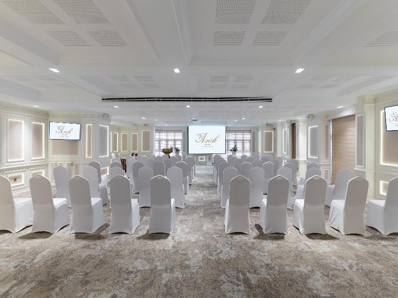 Anik Palace Hotel image