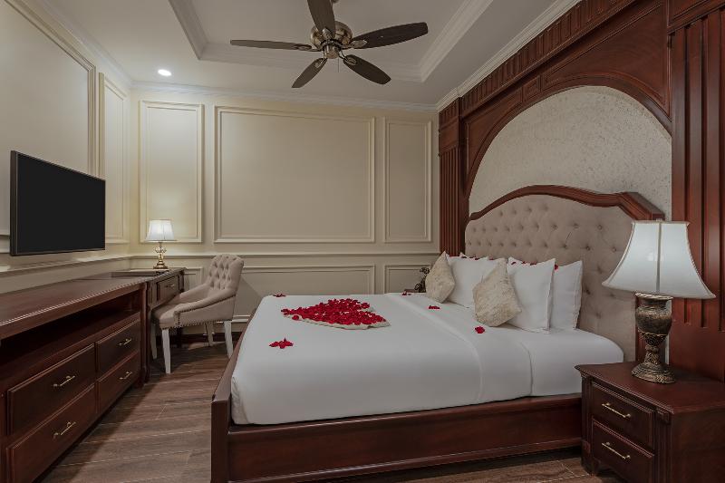 Anik Palace Hotel image