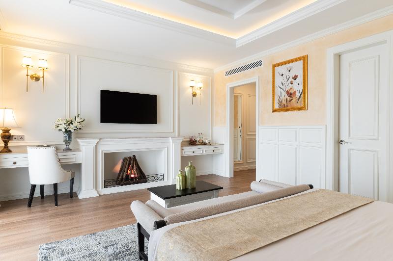 Anik Palace Hotel image