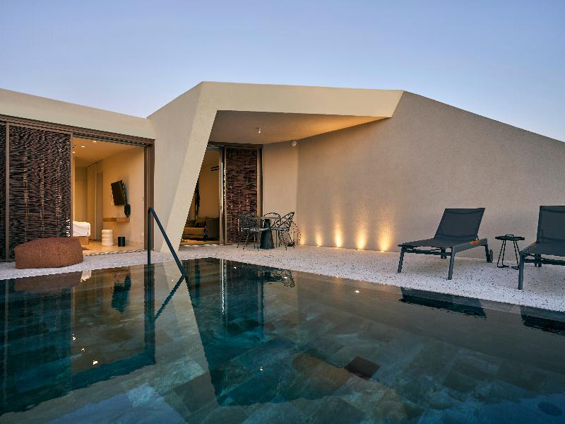Nous Santorini image