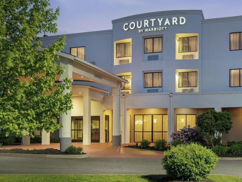Courtyard By Marriott Kingston Ny image