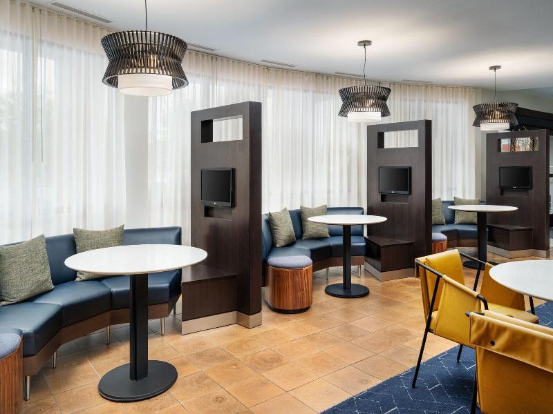 Courtyard By Marriott Kingston Ny image