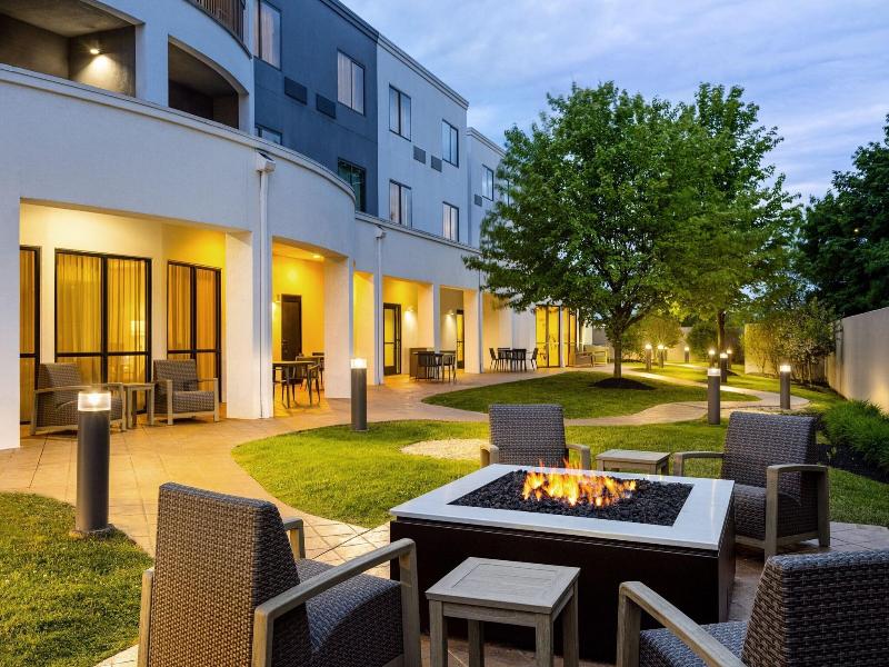 Courtyard By Marriott Kingston Ny image