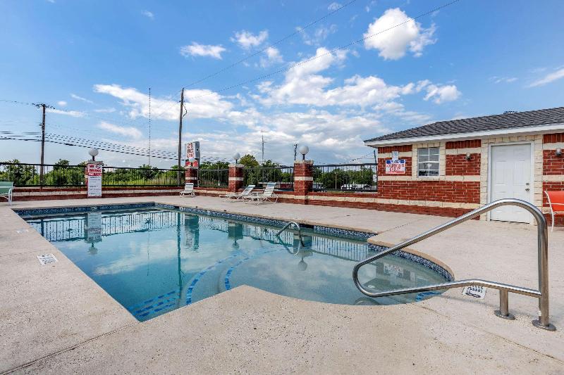 Quality Inn Cameron image