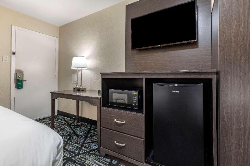 Quality Inn Cameron image