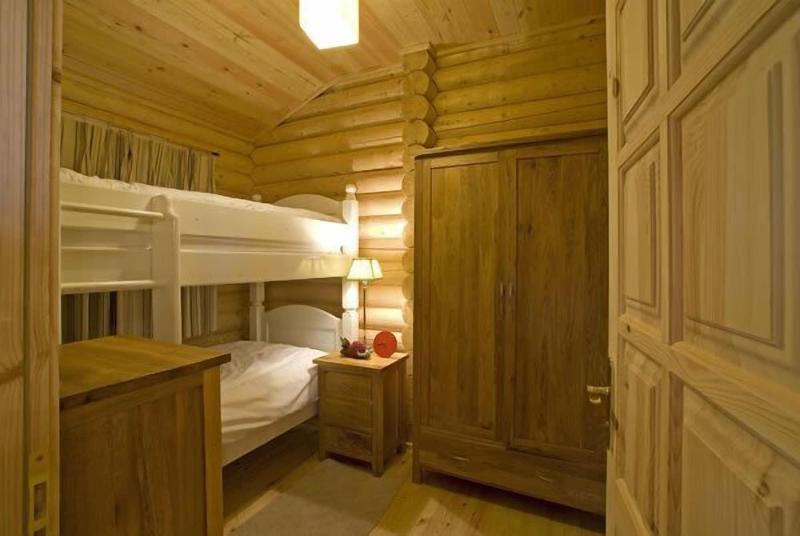 Bcc Loch Ness Log Cabins image
