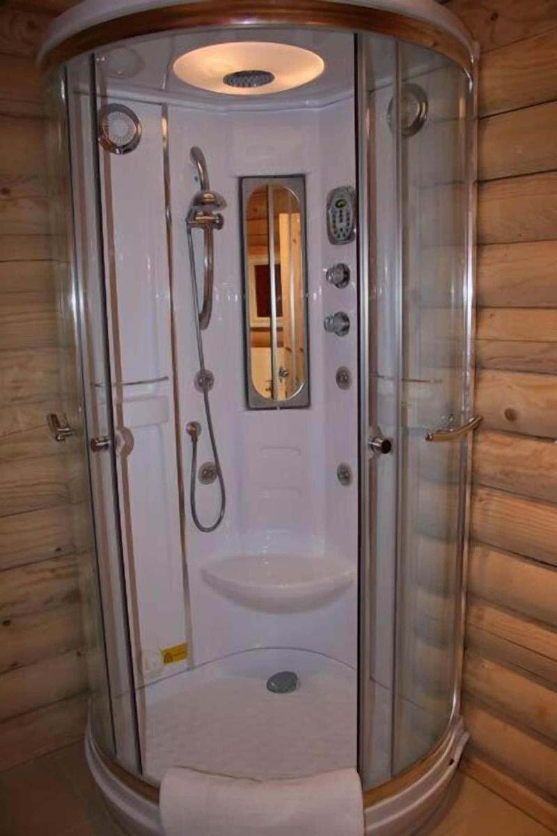 Bcc Loch Ness Log Cabins image