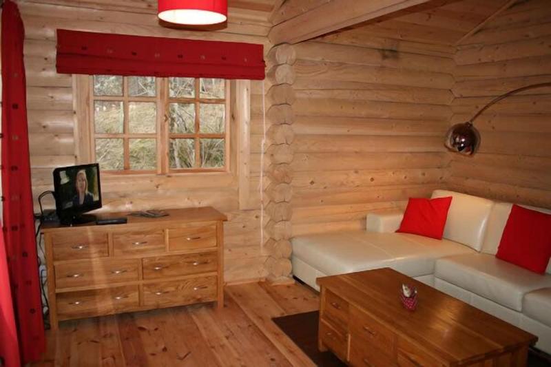 Bcc Loch Ness Log Cabins image