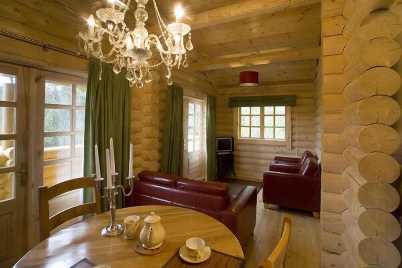 Bcc Loch Ness Log Cabins image