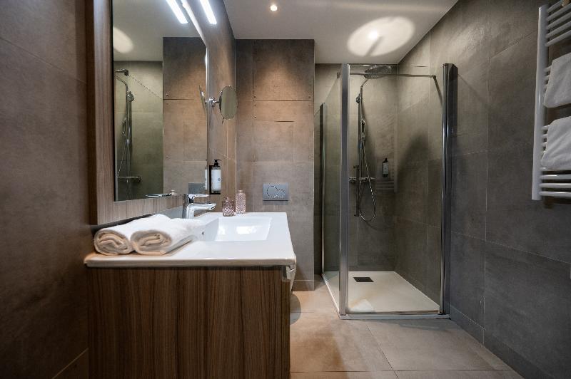 Nemea Appart'Hotel Levallois Perret image