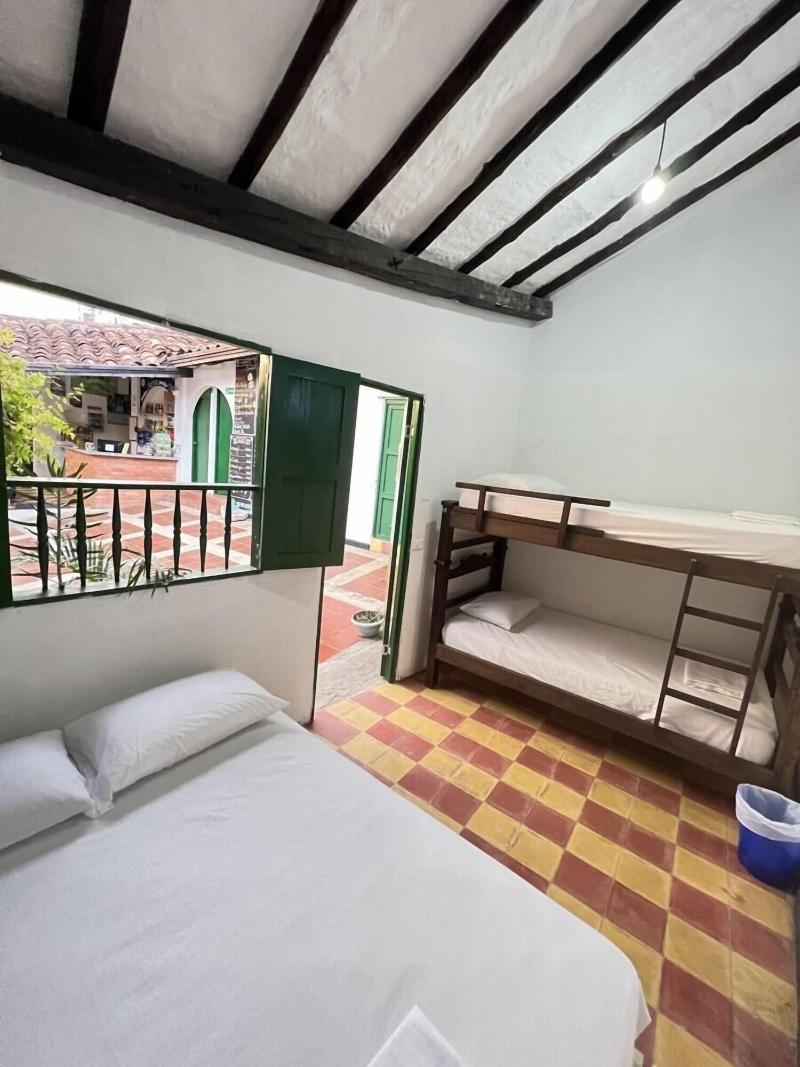 Green Door Hostal San Gil - Hostel image