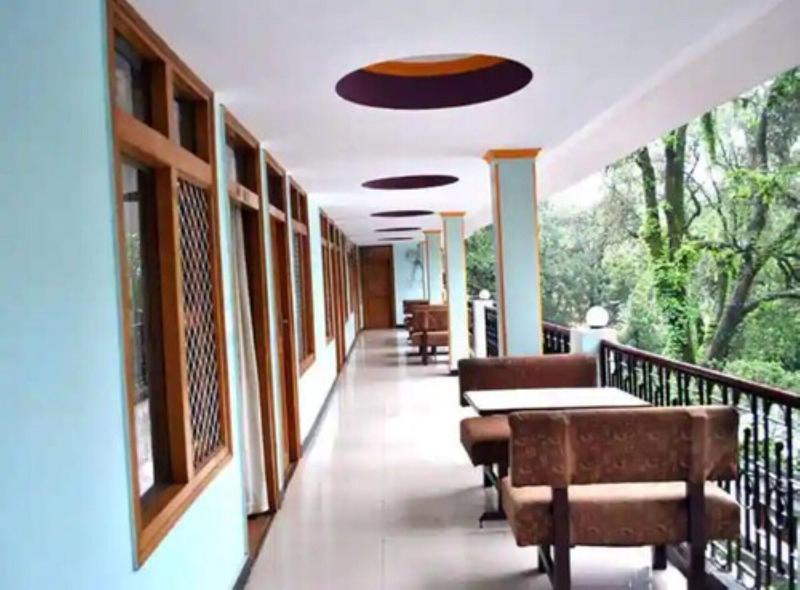 Goroomgo Luxury Moon Nainital image
