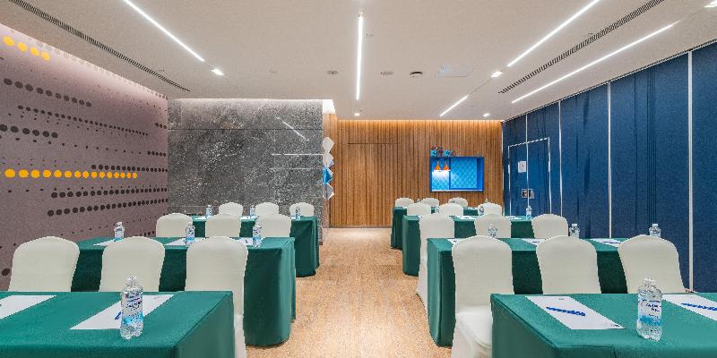 Holiday Inn Express Taiyuan High Tech Zone image
