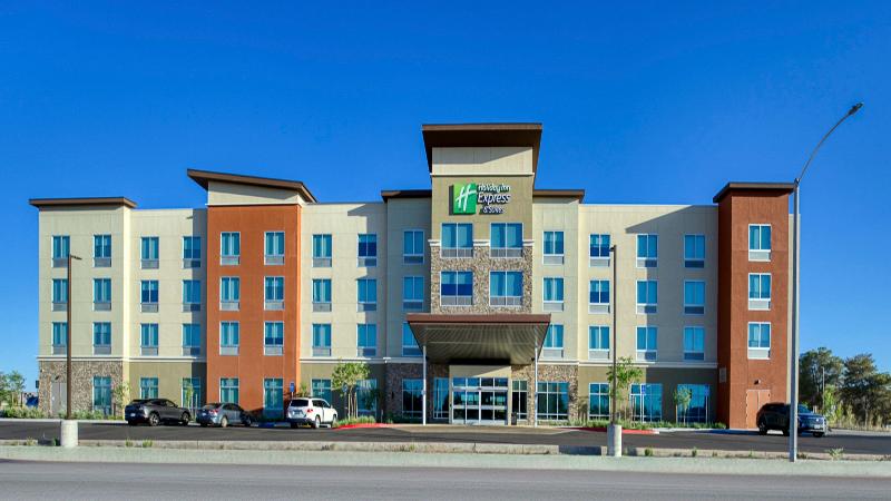 Holiday Inn Express & Suites Ridgecrest China Lake image