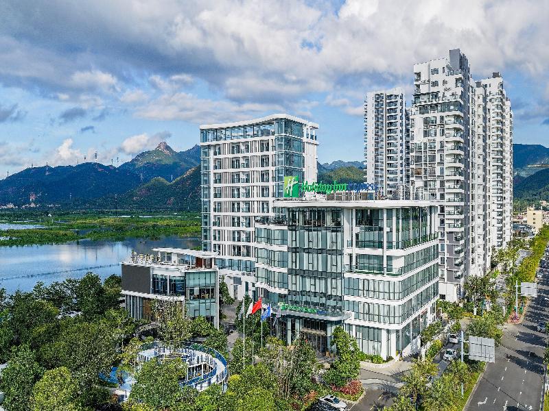Holiday Inn Express Jiangmen Yinhu Bay image