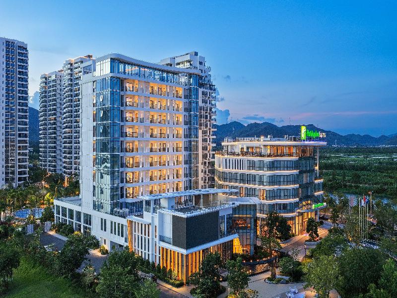 Holiday Inn Express Jiangmen Yinhu Bay image