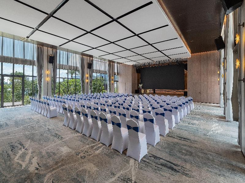 Holiday Inn Express Jiangmen Yinhu Bay image