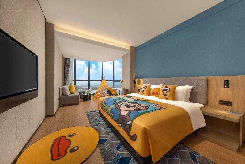 Holiday Inn Express Jiangmen Yinhu Bay image