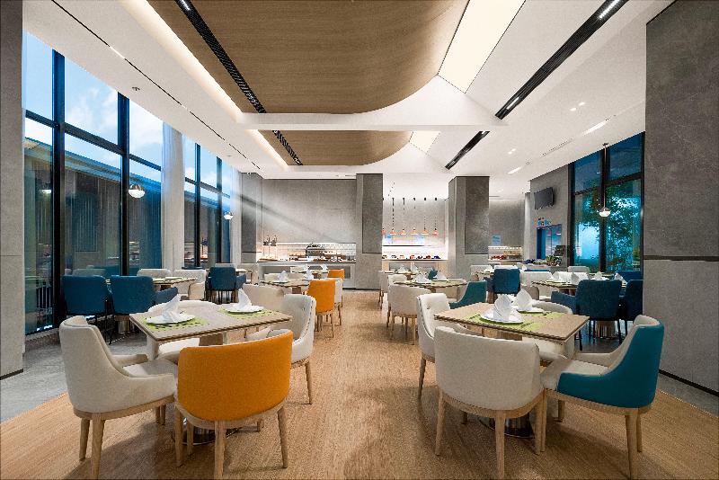 Holiday Inn Express Jiangmen Yinhu Bay image 3