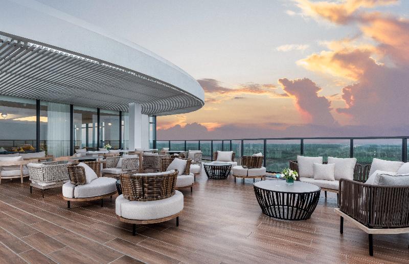 Holiday Inn Express Jiangmen Yinhu Bay image