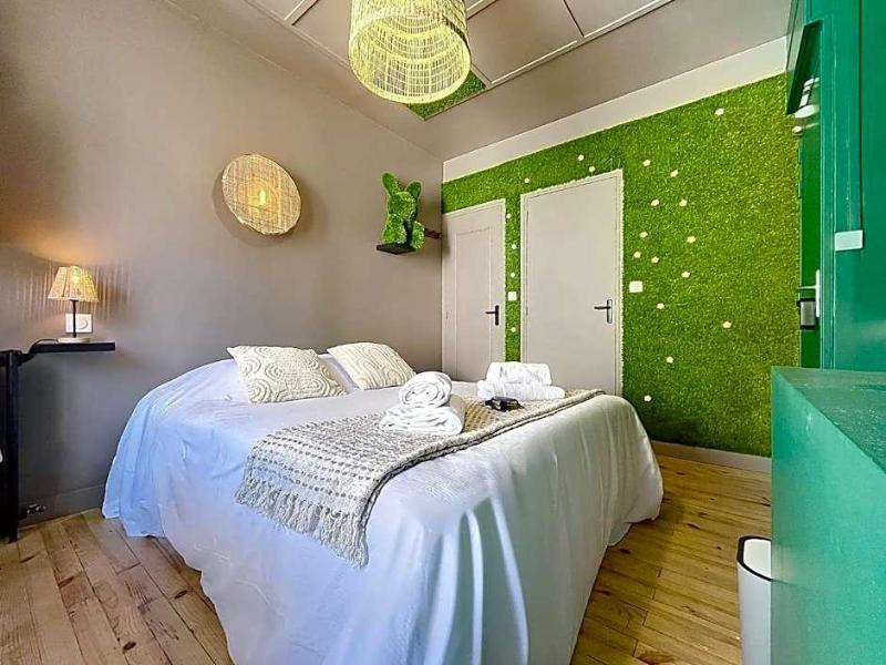 Hotel Des Bains image