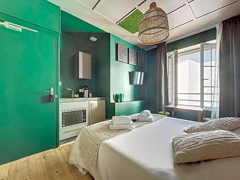 Hotel Des Bains image