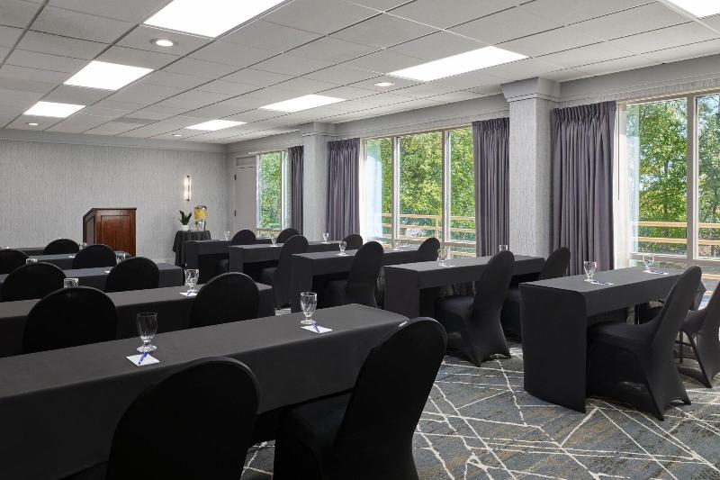 Delta Hotels By Marriott Little Rock West (ex. Cro image