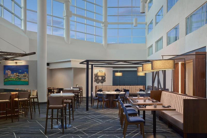 Delta Hotels By Marriott Little Rock West (ex. Cro image