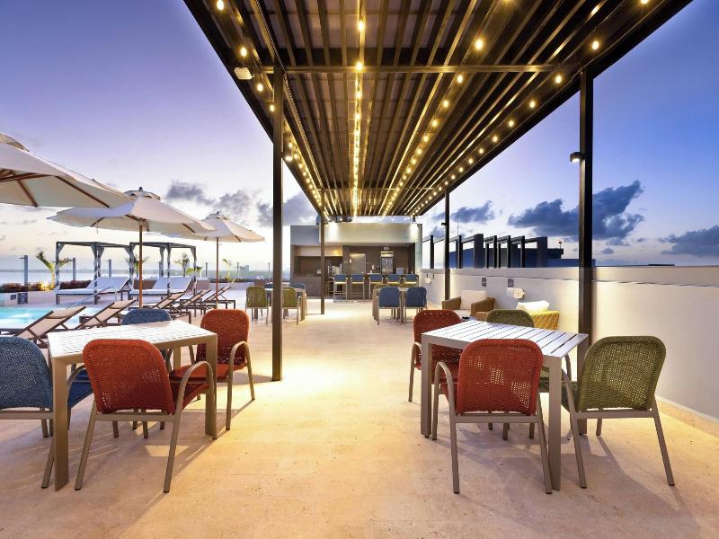 Residence Inn By Marriott Cancun Hotel Zone image