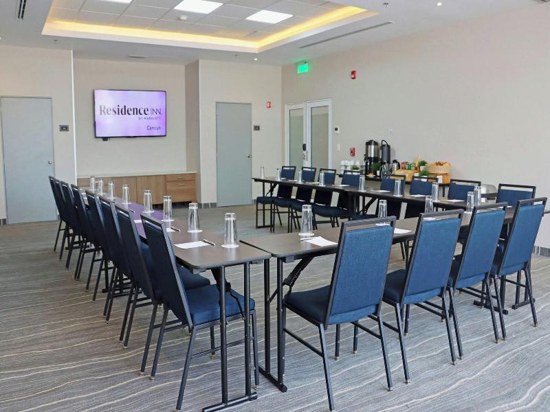 Residence Inn By Marriott Cancun Hotel Zone image