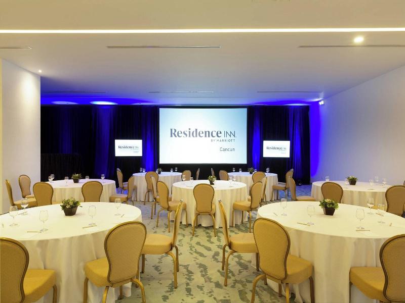 Residence Inn By Marriott Cancun Hotel Zone image