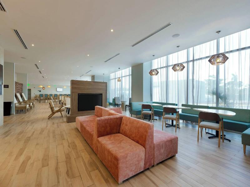 Residence Inn By Marriott Cancun Hotel Zone image