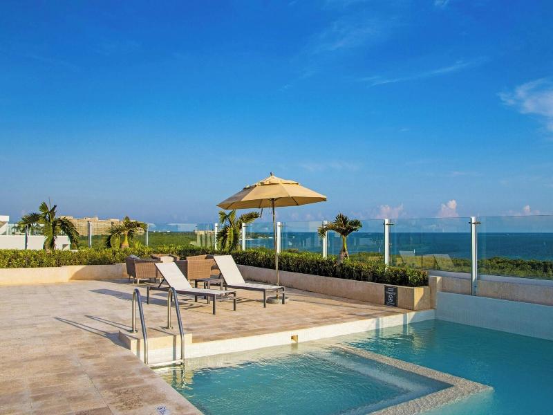 Residence Inn By Marriott Cancun Hotel Zone image