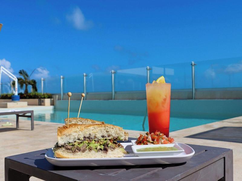 Residence Inn By Marriott Cancun Hotel Zone image
