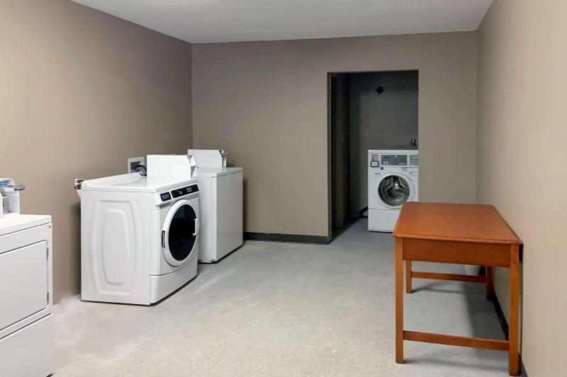 Suburban Studios Cookeville 2