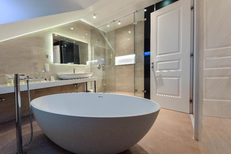 Lanterna Rooms City Center image