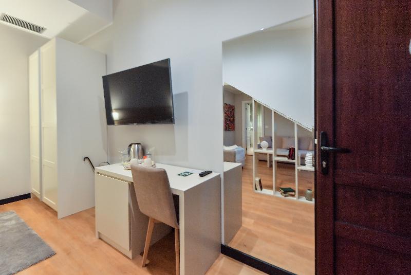 Lanterna Rooms City Center image