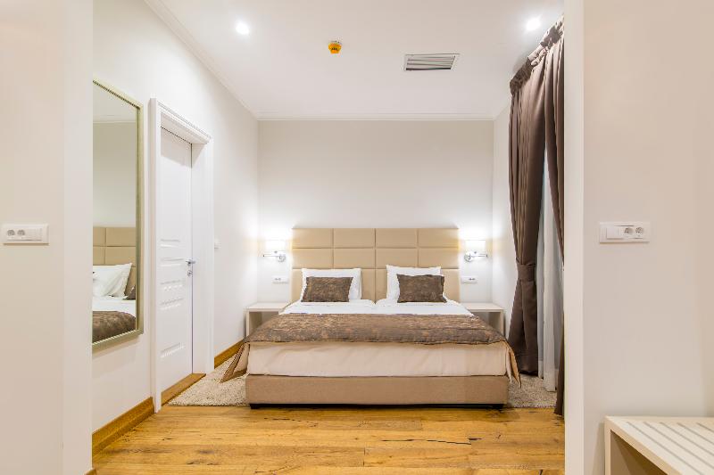 Lanterna Rooms City Center image