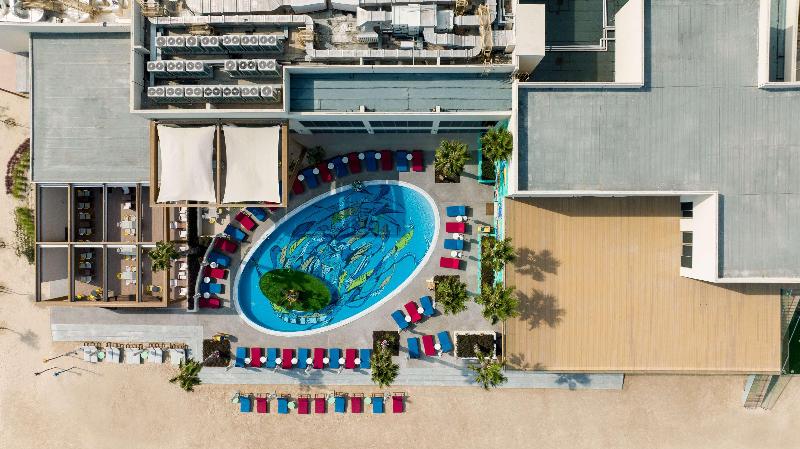 Fuwairit Kite Beach Tapestry Collection By Hilton image