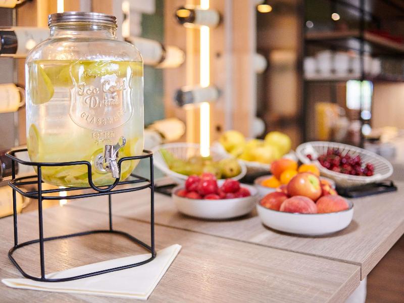 Ibis Styles La Roche-sur-yon image