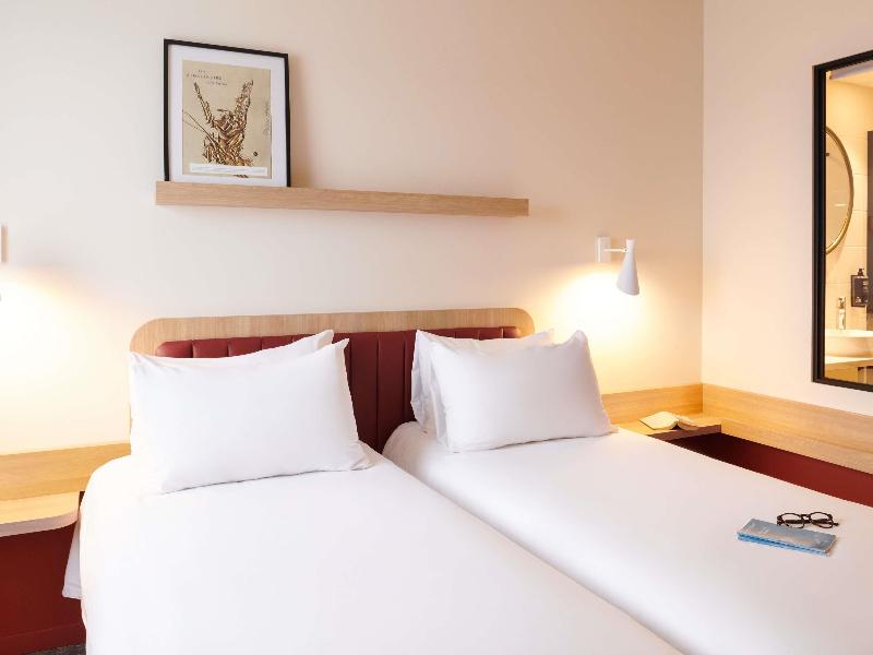 Ibis Styles La Roche-sur-yon image