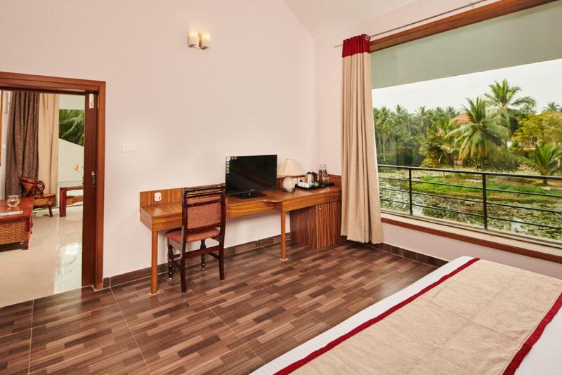 Sterling Palavelli Godavari image