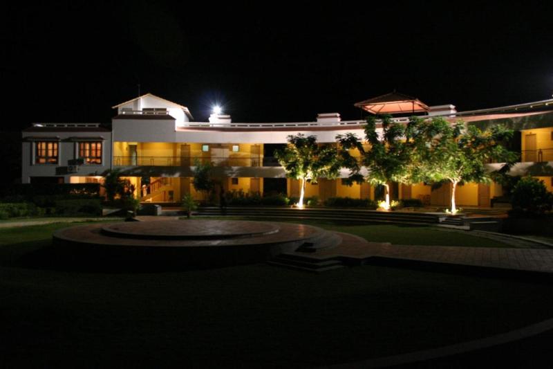 Sterling Arunai Anantha Tiruvannamalai image