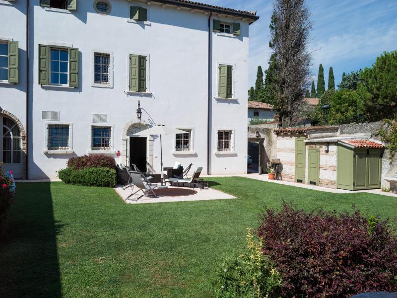 Residence Corte San Carlo image