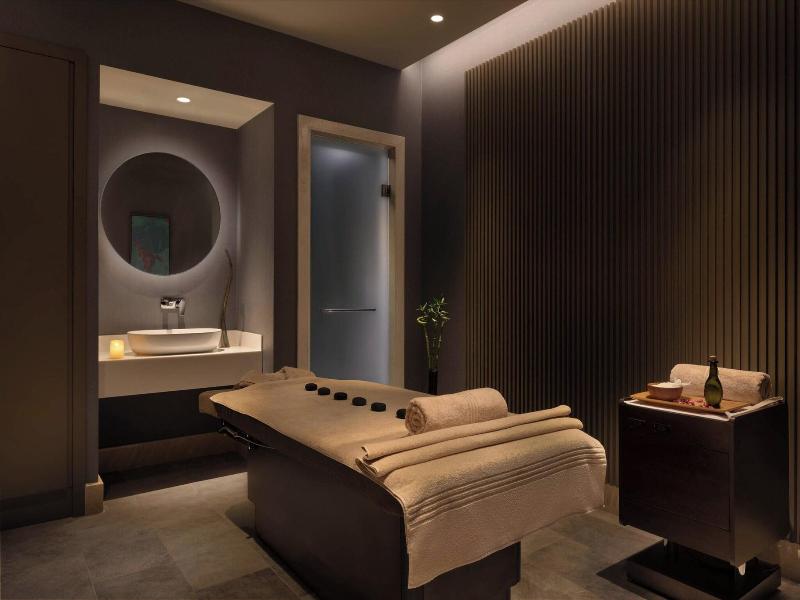 Izmir Marriott image