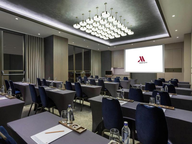 Izmir Marriott image