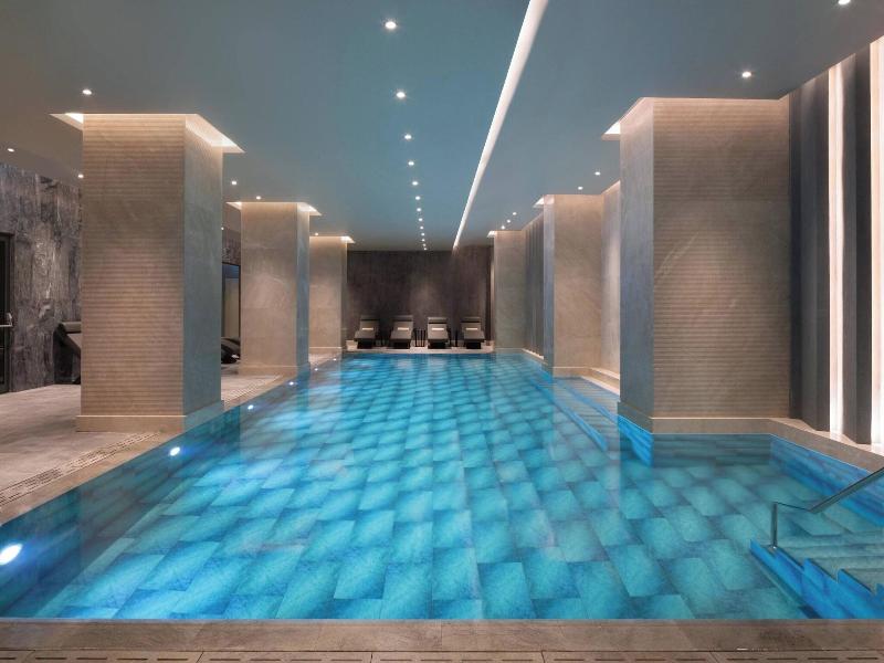 Izmir Marriott image